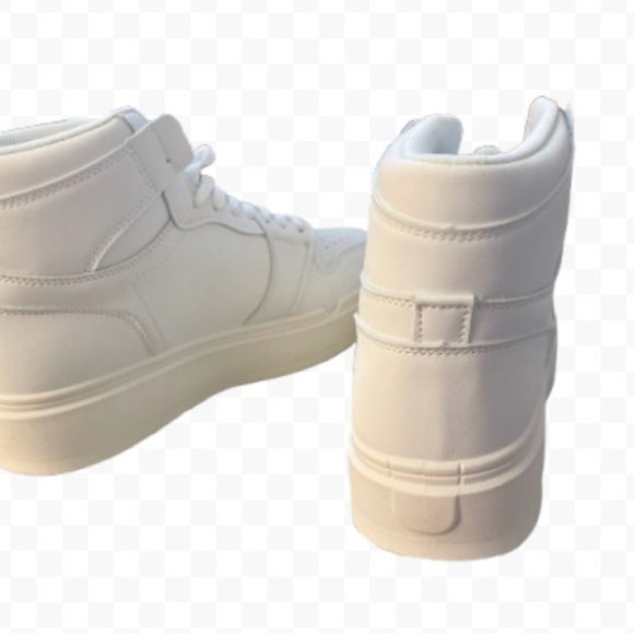 PrettyLittleThing White Hightop Chunky Sole Platform Sneakers US Size 9 NWOB! - Picture 6 of 8
